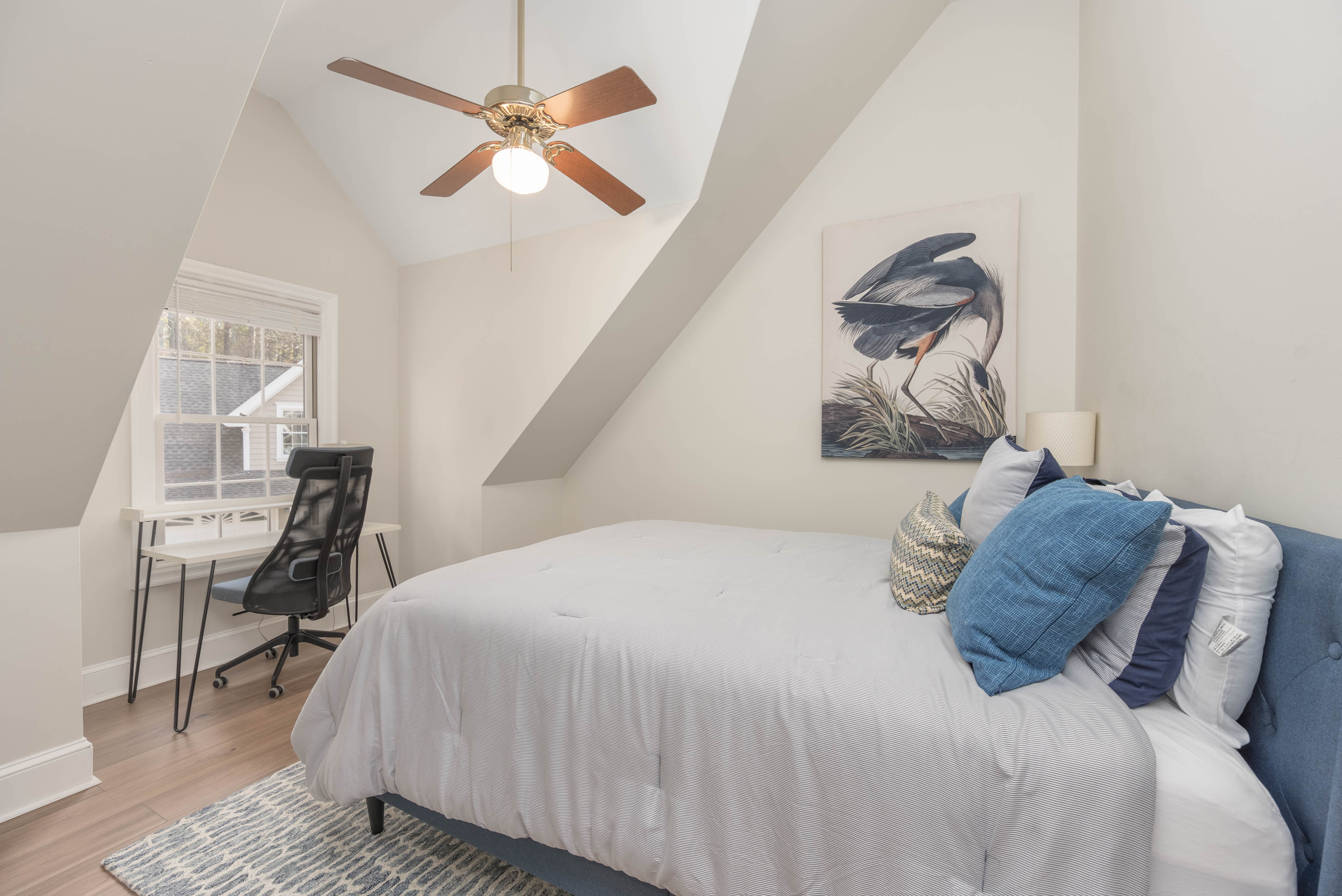 1571 Snug Harbor Drive image 22